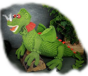 DRAGON toy knitting pattern