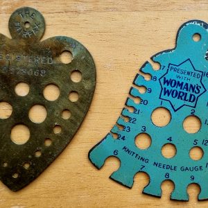 Fairfax knitting needle gauge plus Womans World gauge