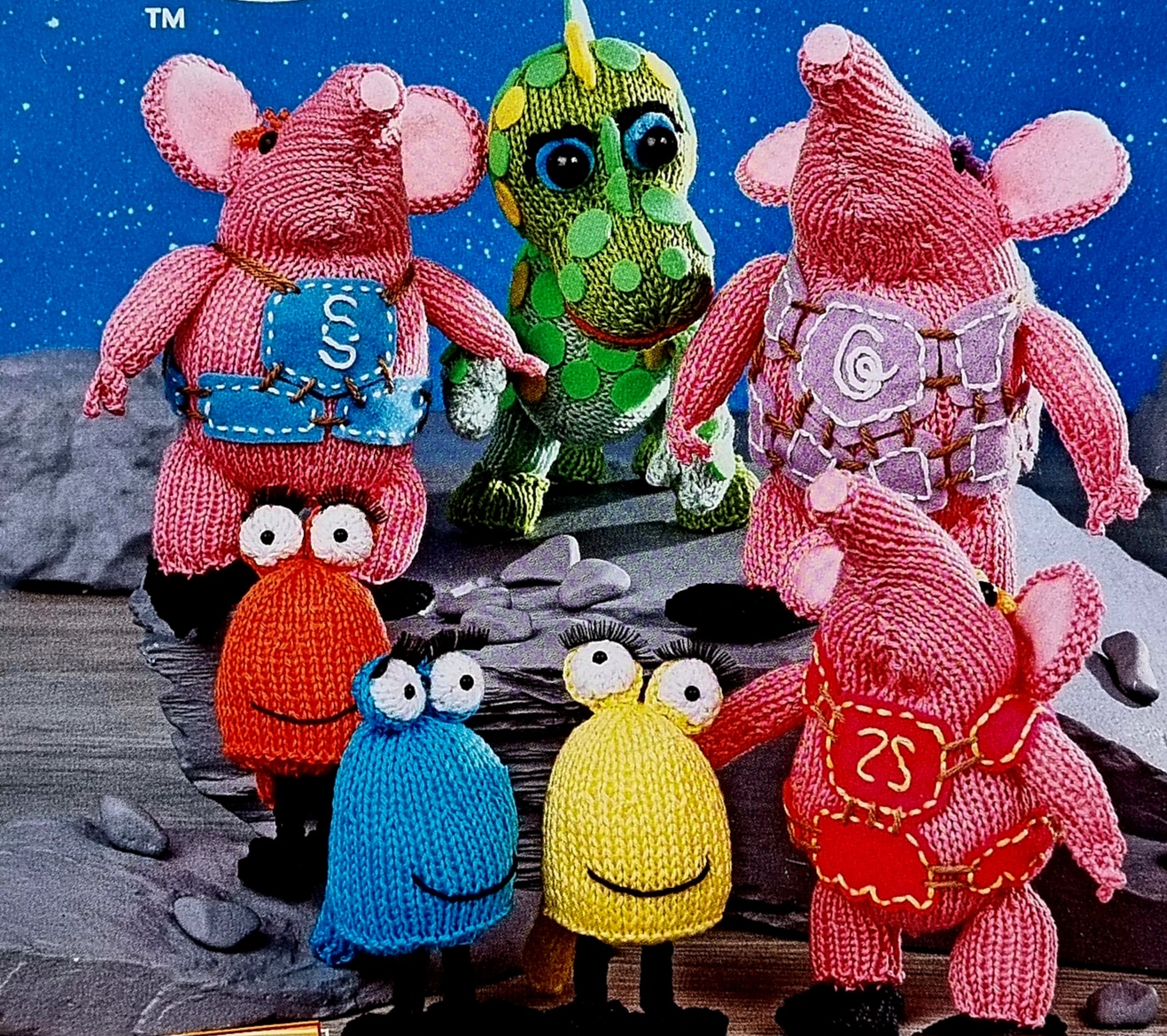 Knit your own Clangers by Sachiyo Ishi