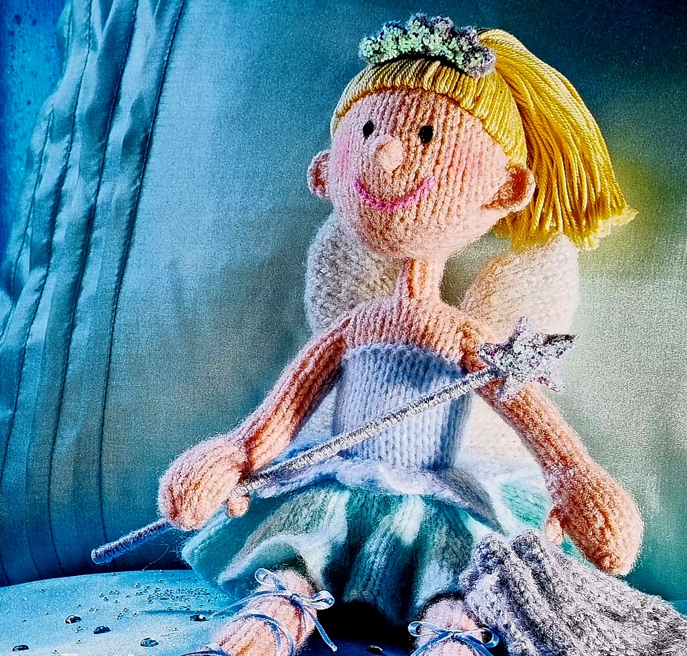 ALAN DART Tooth Fairy toy knitting pattern